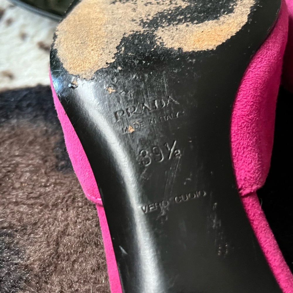 Prada Women's Fuchsia Suede Kitten Heels - Picture 7 of 9